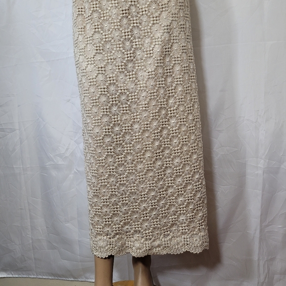 Vintage nude gold metallic thread embroidery crochet knit maxi formal dress - Picture 10 of 15